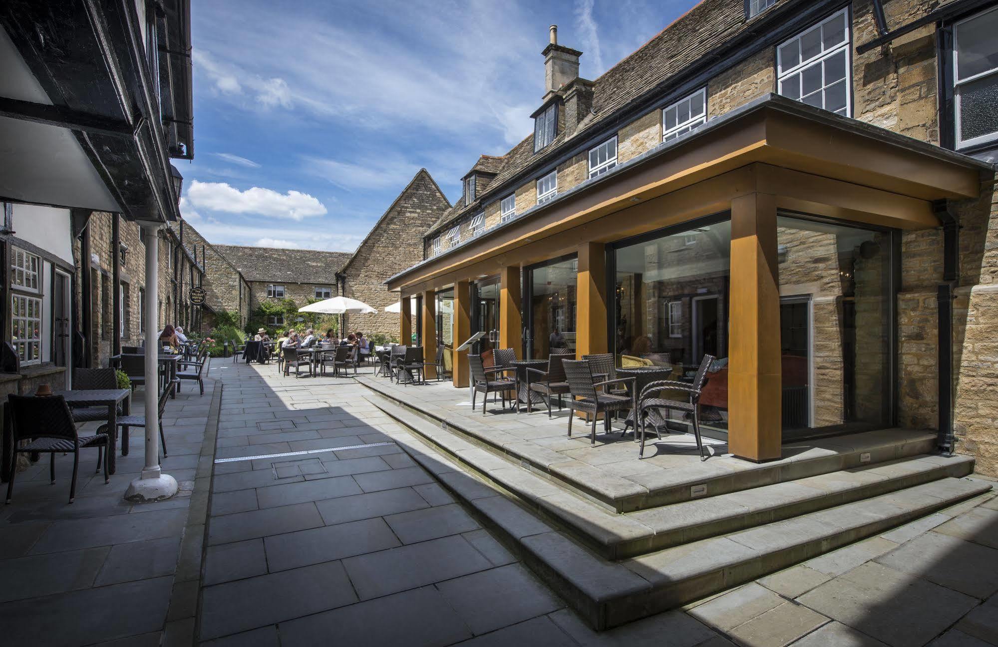 The Talbot Hotel, Oundle , Near Peterborough 外观 照片